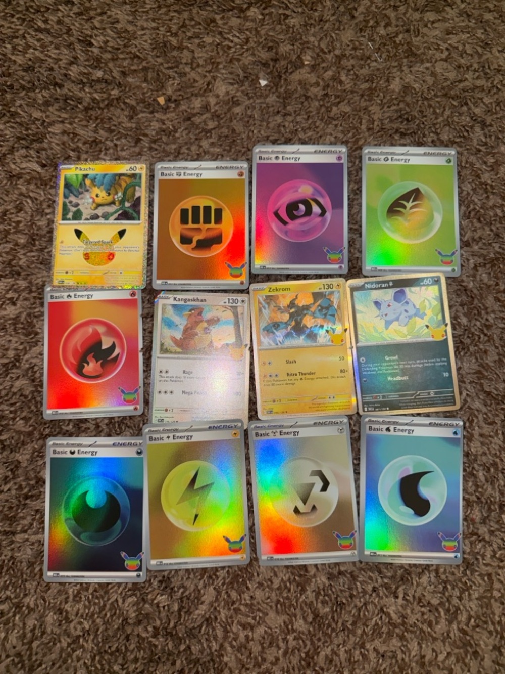 Pokemon 30th Celebration Pikachu 038 + 11 Bulk Cards